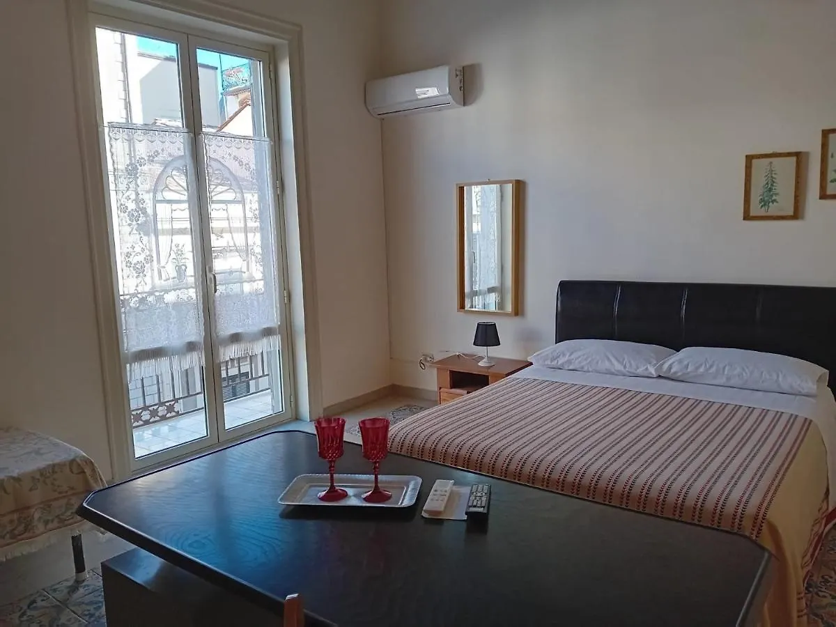 Casa Nonno Enrico In Via Oreto Palermo 0*,  Italy